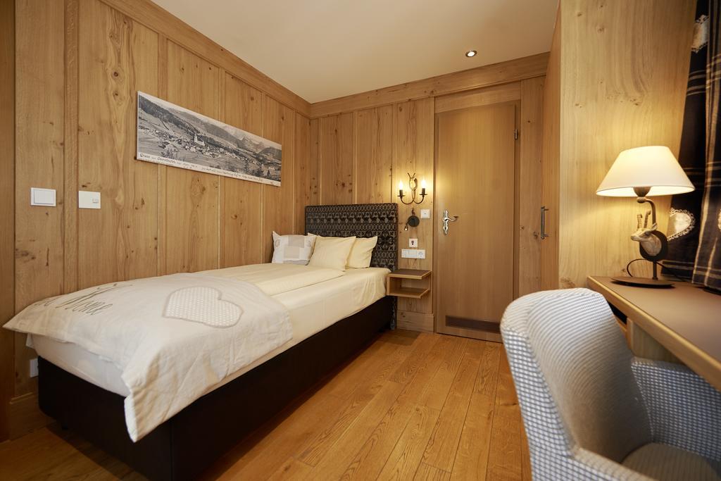 Hotel Adler Oberstaufen Bagian luar foto