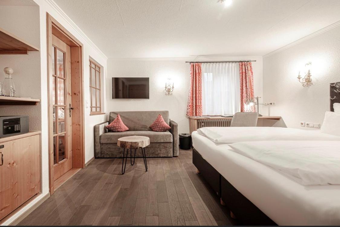 Hotel Adler Oberstaufen Bagian luar foto